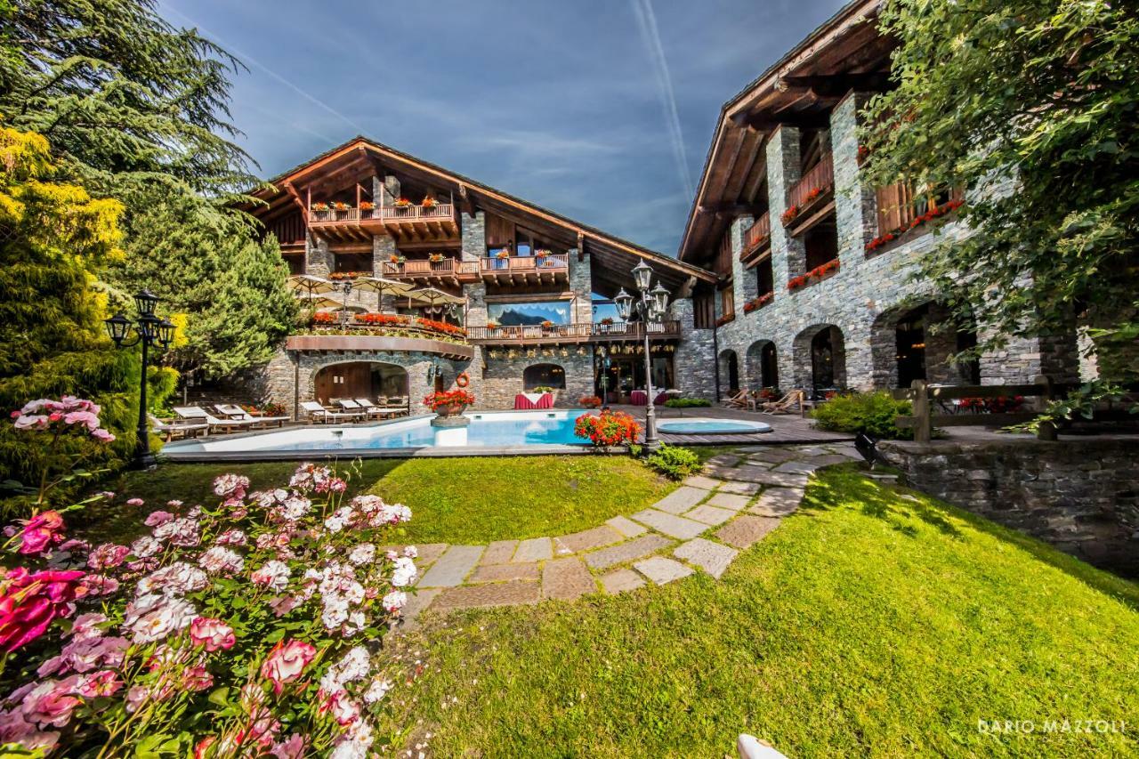 Relais Mont Blanc Hotel & Spa La Salle Zewnętrze zdjęcie